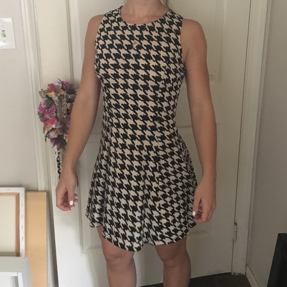 Hounds tooth skater dress