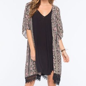 Full Tilt KIMONO, Boho Print, Fringe Crochet Trim