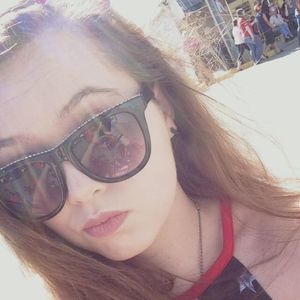 Meet your Posher, Katrina