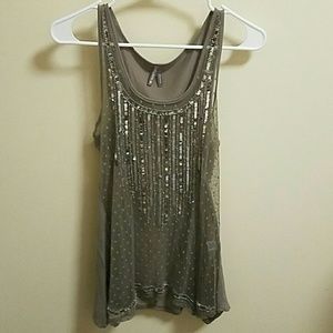 NEVER WORN Cute sequined top
