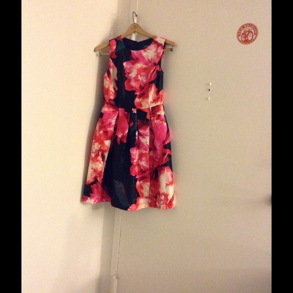 Donna Ricco bold floral print