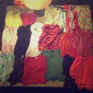 🎃HUGE 21 PIECE BUNDLE🎃