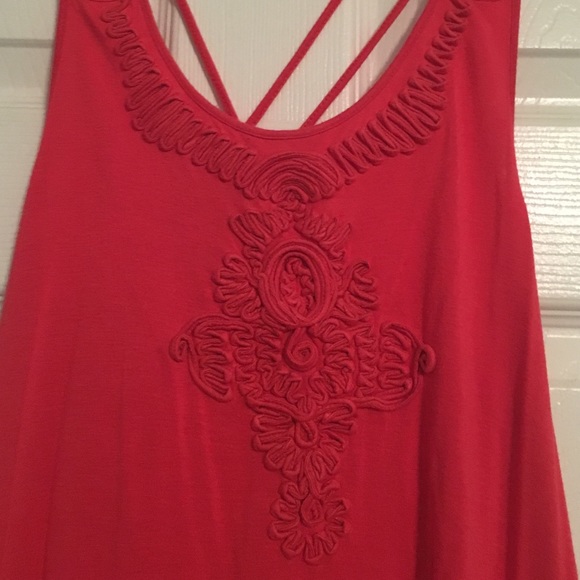 Reddish orange tank top - Picture 2 of 3