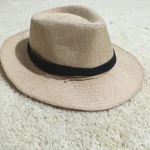 Straw fedora