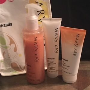 Mary Kay Satin Hands