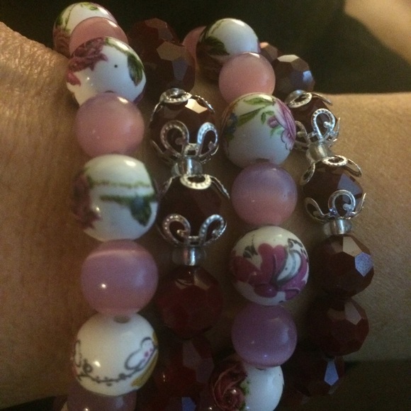 Hand strung beaded bracelets - Picture 1 of 2