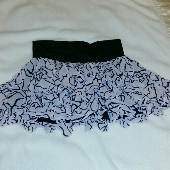 💥💥Bebe skirt