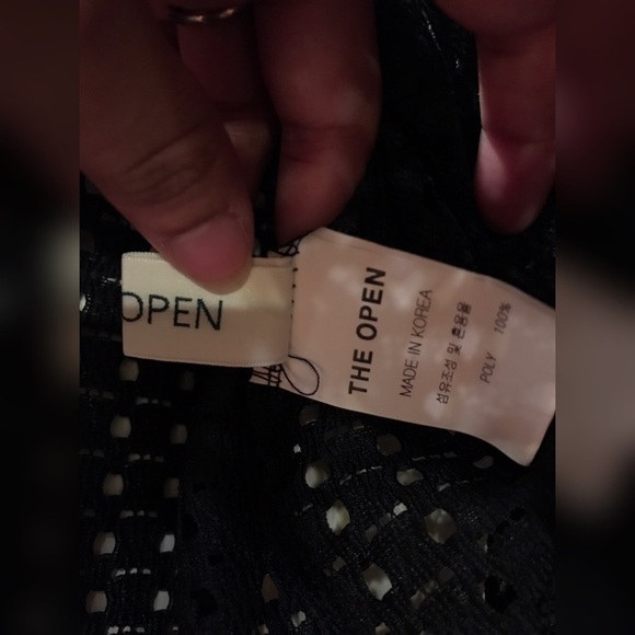 ❌SOLD❌ 🎉HOST PICK🎉 NWOT - Navy Blouse - Picture 4 of 4