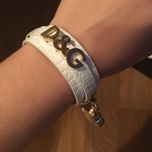 ✋ON HOLD✋Dolce and Gabana charm watch bracelet