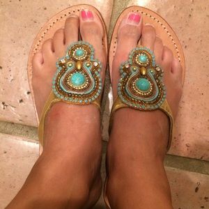 PRICE DROP Mystique sandals Sz 8. Turquoise & gold