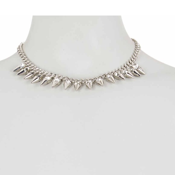 Natasha crystal spike necklace! Silver
