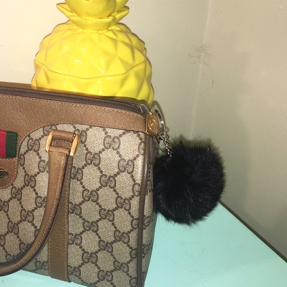 🎀Bundle Me🎀BLACK Rabbit Fur Keychain