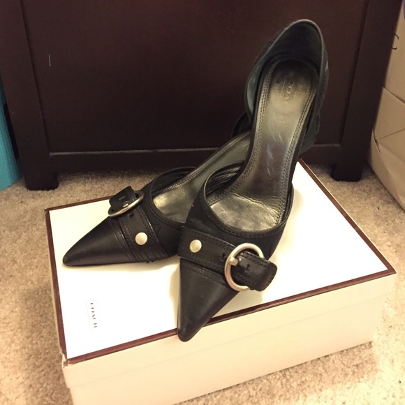 Coach Alecksa Signature Pump, Size 8.5