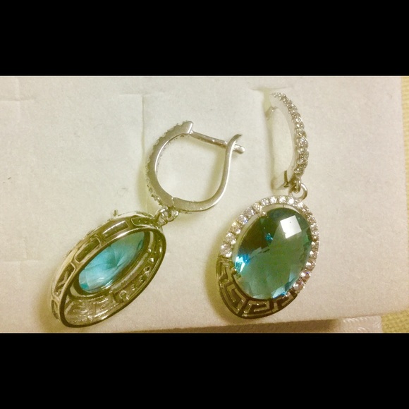 SOLD. Sterling Silver Rhodium plated earrings - Picture 2 of 3