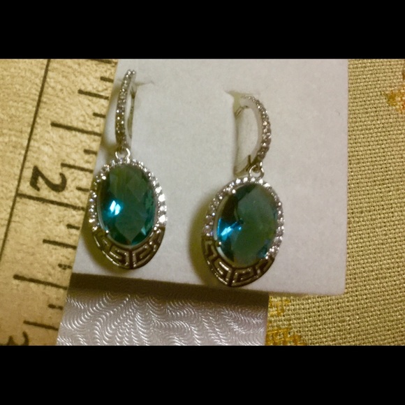 SOLD. Sterling Silver Rhodium plated earrings - Picture 3 of 3