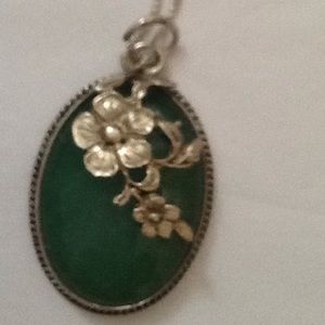 Real green Agate in  92.5 sterling silver Necklace
