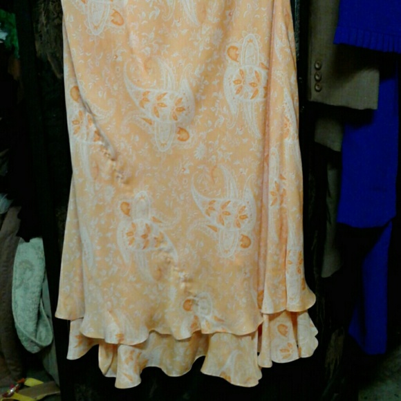 Dress - Picture 2 of 4