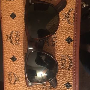 Ray-ban wayfarer 11