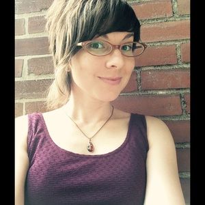 Meet your Posher, Christina