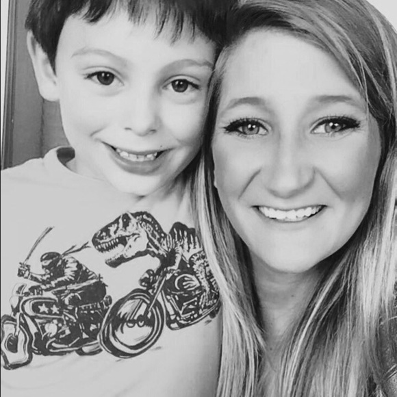 Meet your Posher, Jessy - Picture 1 of 1