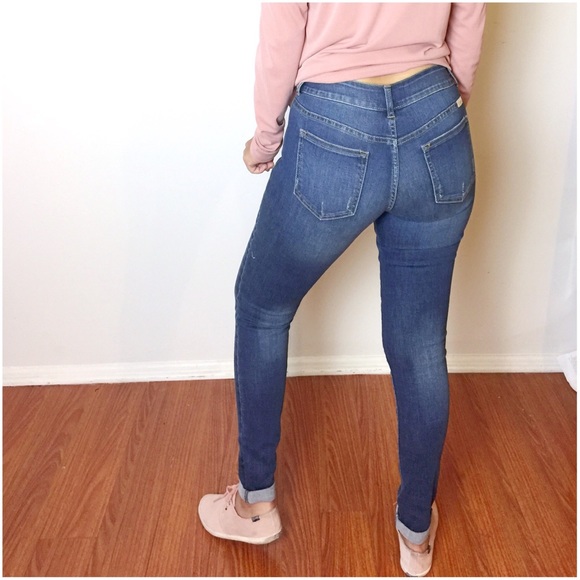Rolled Up Jeans - Picture 3 of 4