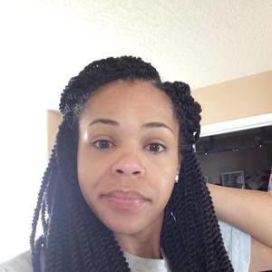 Meet your Posher, Alison