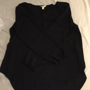 Chiffon cuffed sleeve shirt