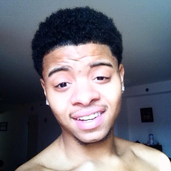 Meet your Posher, Carlos - Picture 1 of 1