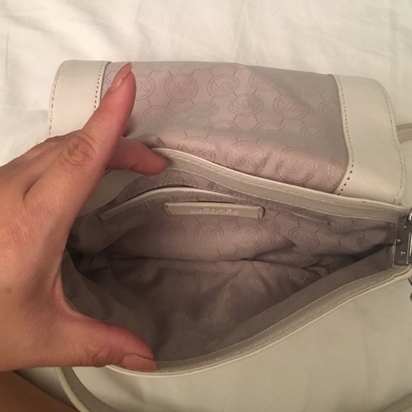 ❌traded❌MK purse - Picture 3 of 4