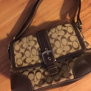 Coach brown / tan logo shoulder purse - Authentic