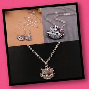Hello Kitty necklace