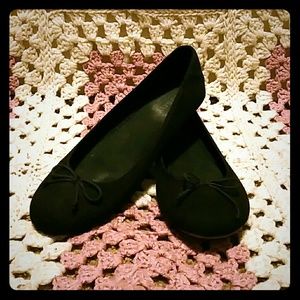 Old Navy Black Flats