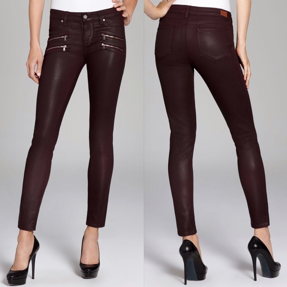 PAIGE Edgemont Skinny jean- Black Silk coating 24