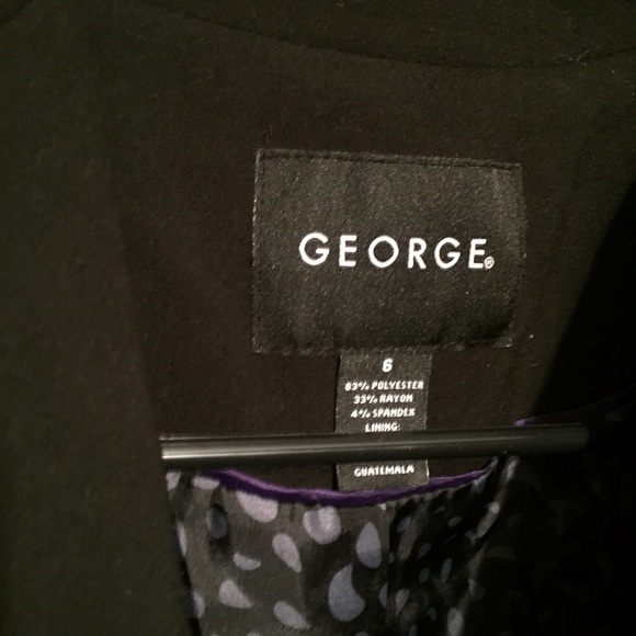 Blazer - Picture 2 of 2