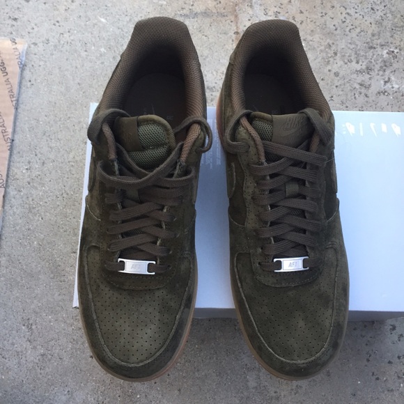 NIKE Air Force suede sneakers Sz 10 new - Picture 3 of 4