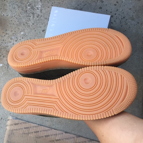 NIKE Air Force suede sneakers Sz 10 new - Picture 4 of 4