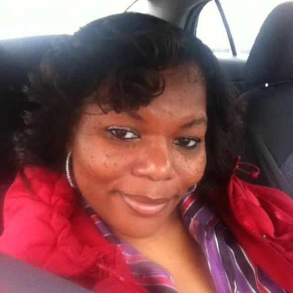 Meet your Posher, Cassandra - Picture 1 of 1