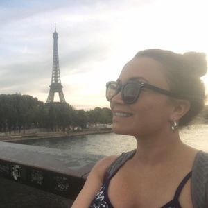 Meet your Posher, Laura