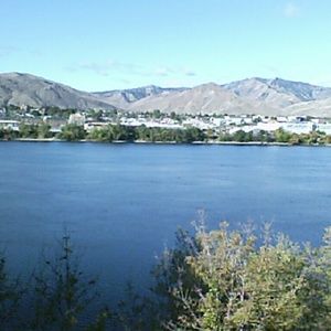 Meet your Posher, Carrie