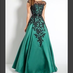 Mikado dress with lace