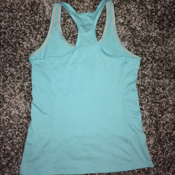 ❌❌ SOLD 〽️❌❌ H&M Sport Tank Top MEDIUM - Picture 4 of 4