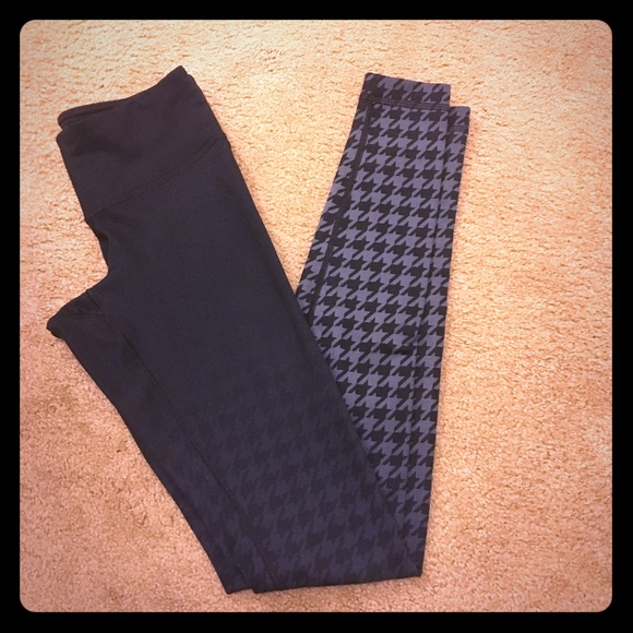 Lululemon size 2