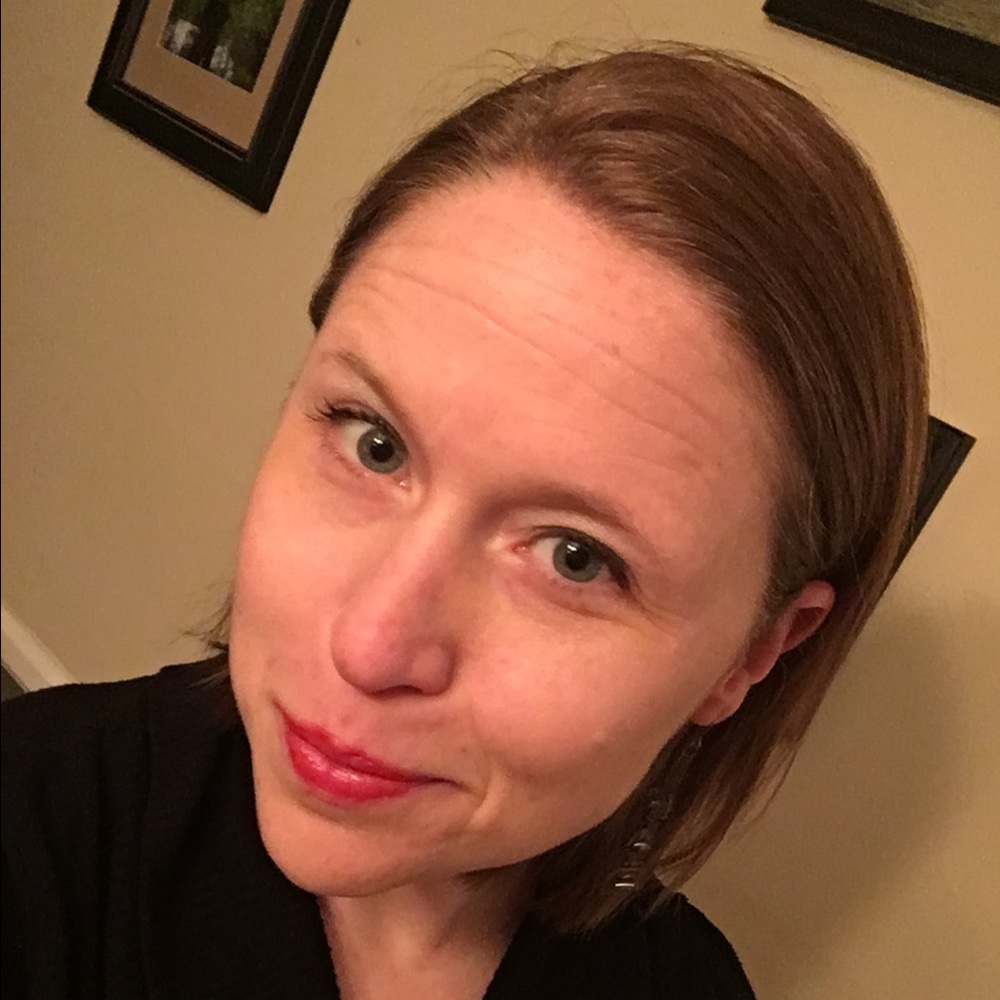 Meet your Posher, Jenine