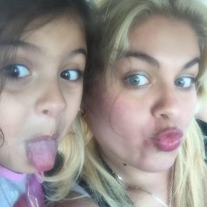 Meet your Posher, Tania