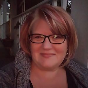 Meet your Posher, Kira