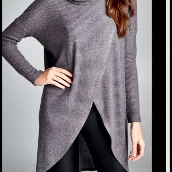 ❗️SOLD OUT ! RESTOCKED! Foldover Sweater Tunic - Picture 2 of 3