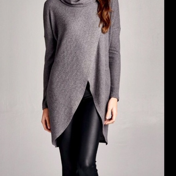 ❗️SOLD OUT ! RESTOCKED! Foldover Sweater Tunic - Picture 3 of 3