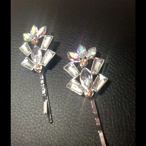 Flower & Rhinestone Hair Pins