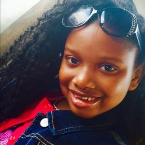 Meet your Posher, Janai