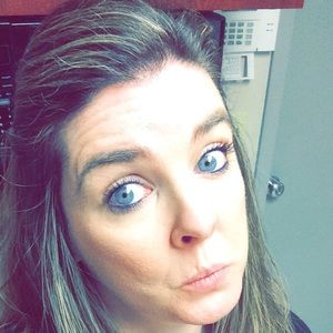 Meet your Posher, Carrie